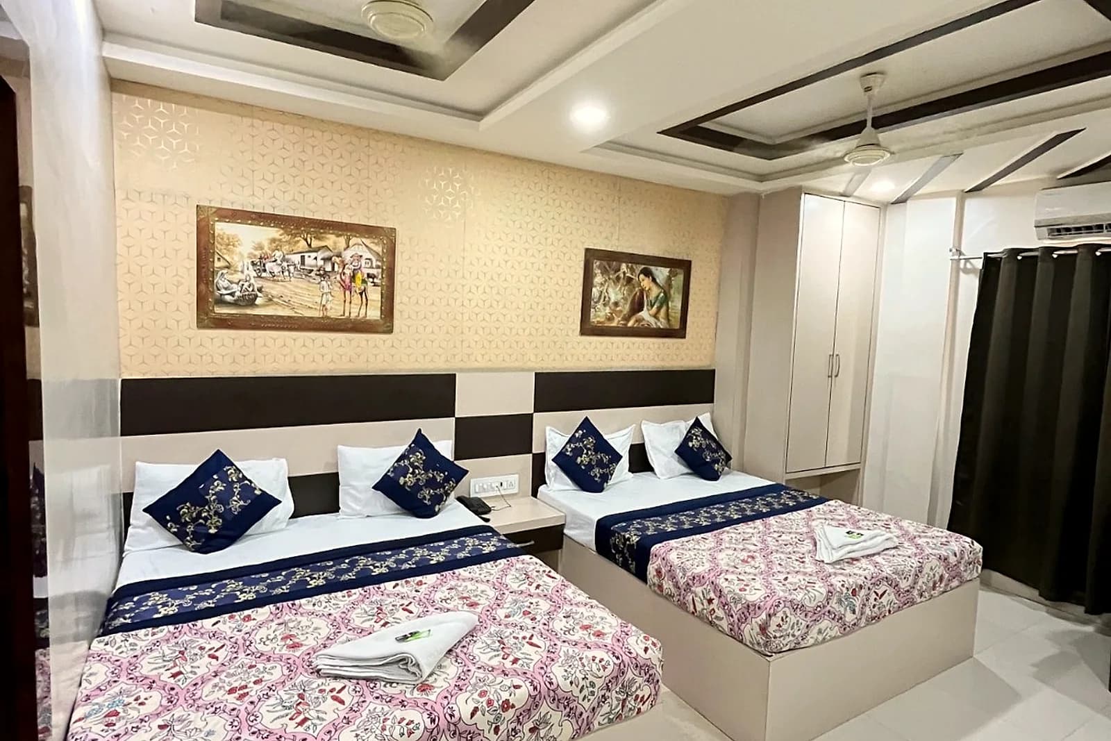 Family Four Bed Room at Hotel Siddhi Vinayak, Jodhpur — view 2