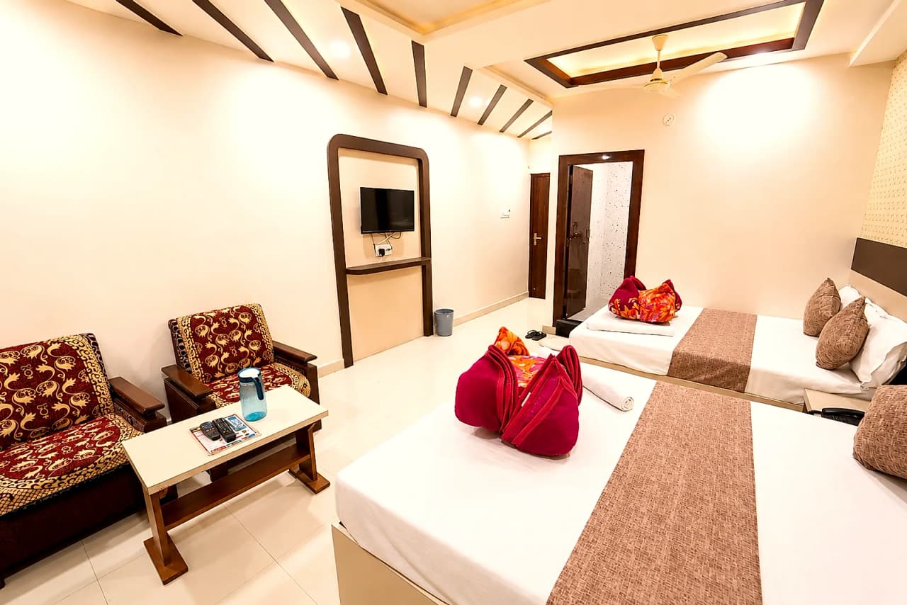 Family Four Bed Room at Hotel Siddhi Vinayak, Jodhpur — view 4