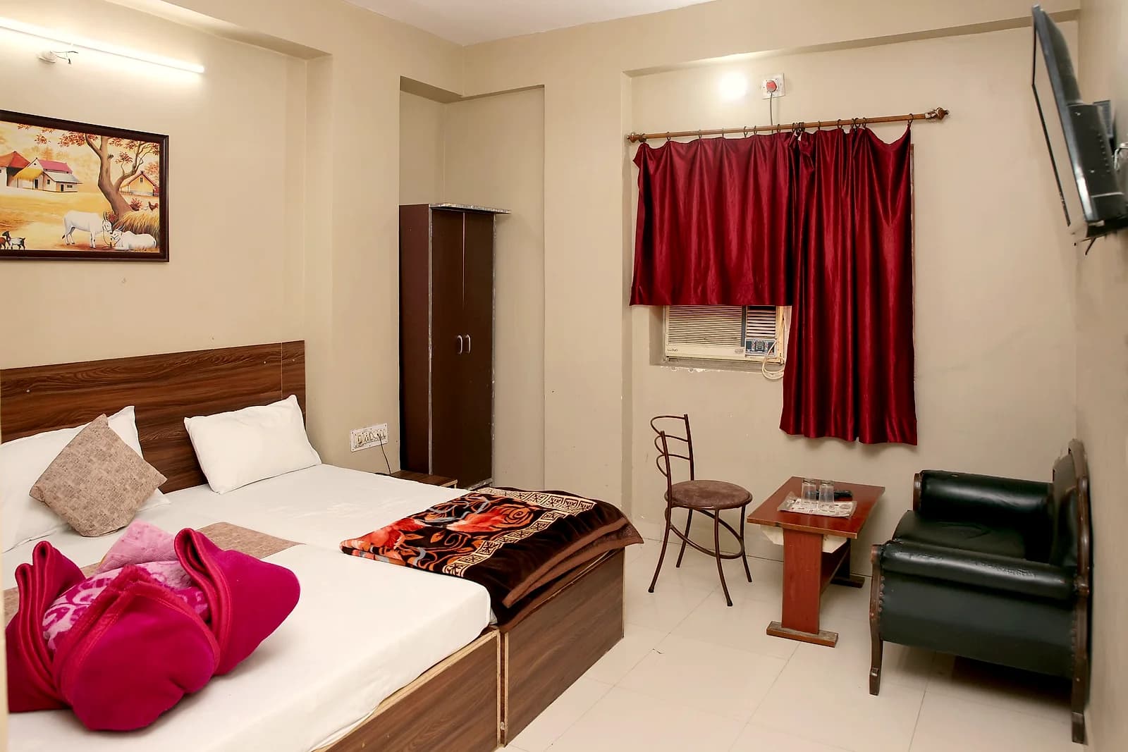 Triple Deluxe Room at Hotel Siddhi Vinayak, Jodhpur — view 7