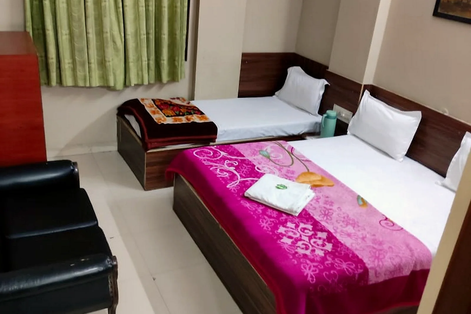 Triple Deluxe Room at Hotel Siddhi Vinayak, Jodhpur — view 10